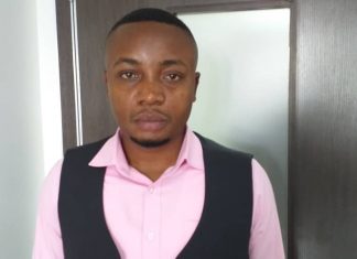 L’an 1 de l’alternance: Alex NYINDO félicite Joseph KABILA, le vainqueur du désespoir