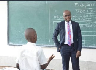 RDC/EPST: Le ministre Willy Bakonga éclaire l’opinion sur un éventuel réaménagement du calendrier scolaire 2019-2020