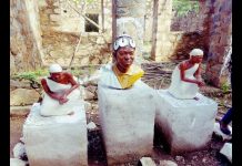 A la découverte de la place Munema, lieu ou le capitaine Bodson a assassiner le Mwami de Bayeke Msiri par trois coup de balle a Bunkeya