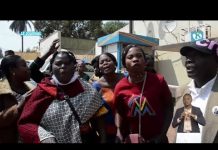 JT DU 04-08-2020 KOLWEZI : MARCHE PACIFIQUE DES RIVERAINS DU LAC ARTIFICIEL KABONGO POUR LE DÉPÔT D’UN MÉMO A L’ASSEMBLÉE PROVINCIALE