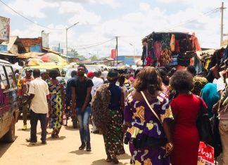 Lualaba/Covid-19: Engouement au marché central de Kolwezi, les gestes barrières sont loin d’être respectés