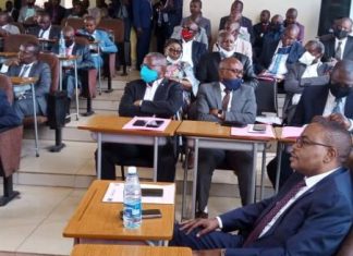 Sud-Kivu: Théo NGWABIDJE déterminé à mettre fin à la corruption dans sa province