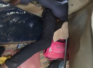 Lubumbashi : Un arbre tombe sur un bus de transport et fait deux morts