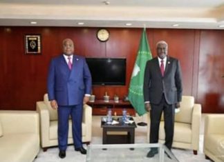 UA: Cyrille Ramaphosa passe le pouvoir à Félix Antoine Tshisekedi