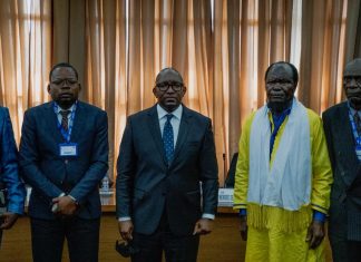 Ne Muanda Nsemi aux consultations avec le Premier Ministre, veut aussi faire parti du gouvernement