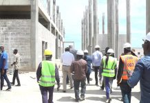 En séjour au Lualaba, le PCA de la RVA félicite le gouvernement provincial pour l’avancement des travaux de construction de l’aérogare