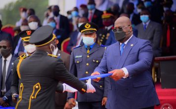 RDC : Félix Tshisekedi clôture la première session de l’école de guerre de Kinshasa