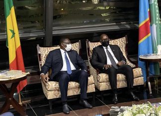 Le Président sénégalais Macky Sall accueilli ce mercredi soir à l’aéroport international de Ndjili par le Premier Ministre Sama Lukonde